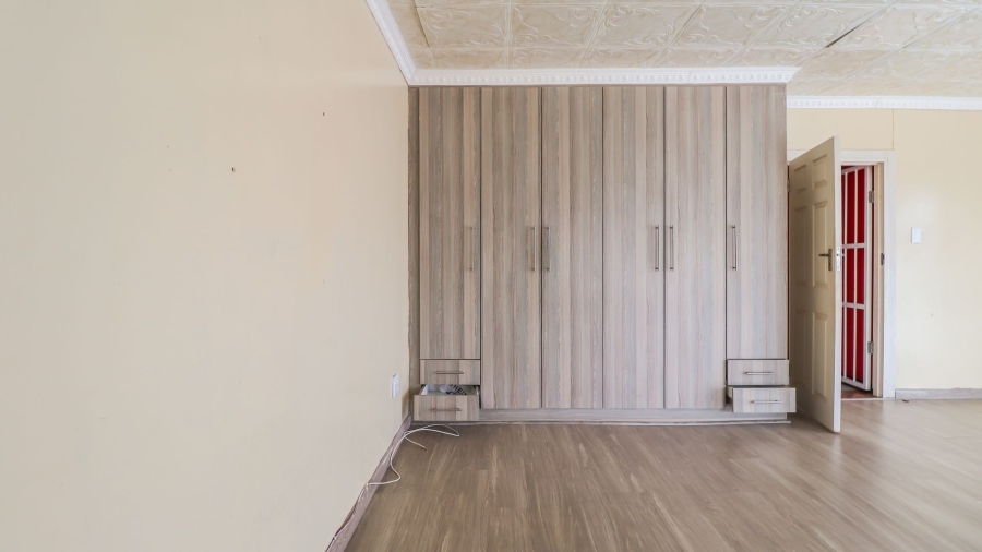 4 Bedroom Property for Sale in Amalinda Eastern Cape